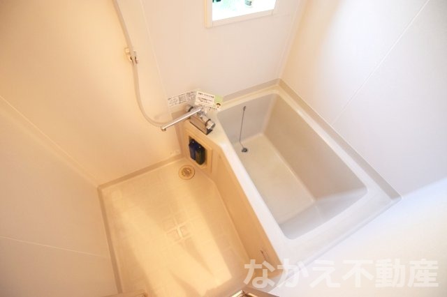 バス・シャワールーム　ゆったり過ごせるお風呂です