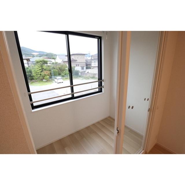 バルコニー　サンルームタイプ