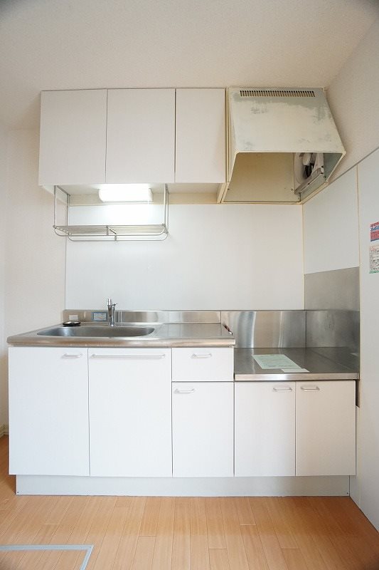 キッチン　ガスコンロ設置型になります。