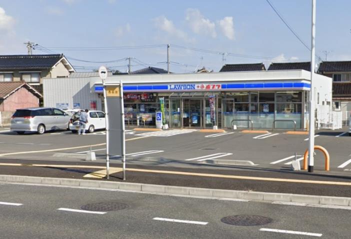 コンビニ　ローソン 鳥取西品治店（コンビニ）まで519m