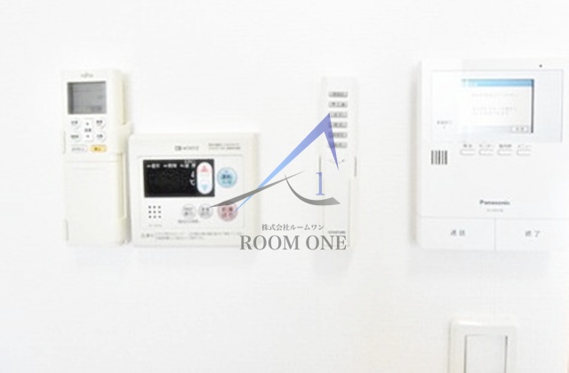 セキュリティ　モニター付きインターホンです。