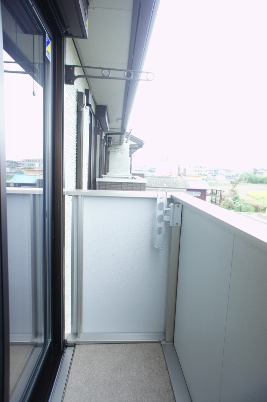 バルコニー　図面と現状に相違がある場合には現状を優先