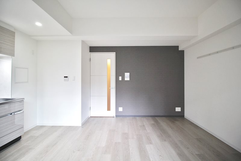 居室・リビング　キッチンが壁づけなので、お部屋を広く使えます。インテリアの配