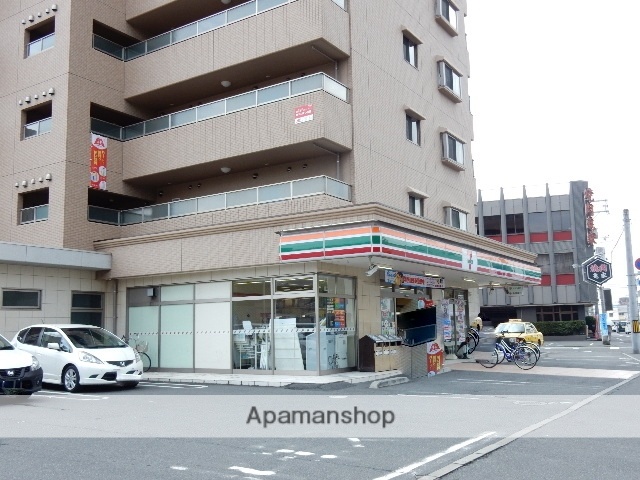 コンビニ　セブンイレブン岡町店（コンビニ）まで278m
