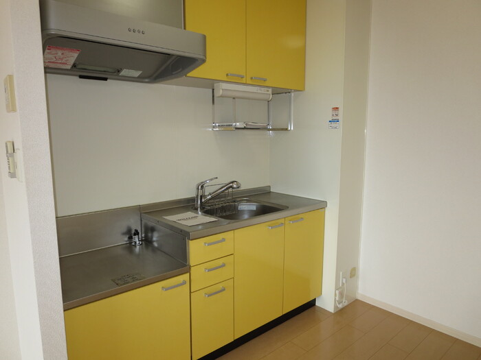 キッチン　【メゾンセレナ】キッチン