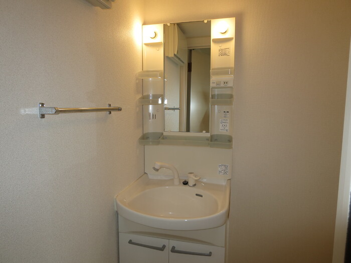 洗面設備　【メゾンセレナ】洗面所