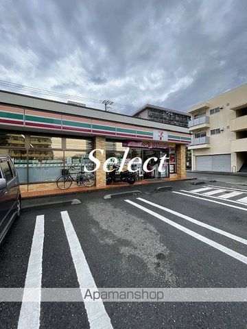 コンビニ　セブン－イレブン横浜浦島町店（コンビニ）まで730m