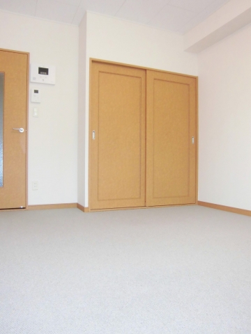 居室・リビング　同タイプ室内