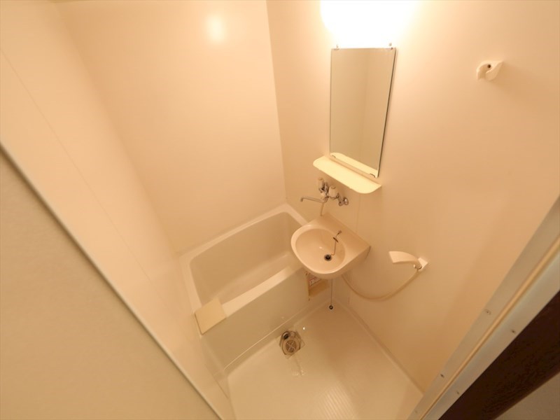 バス・シャワールーム　バスルーム（お風呂トイレ別）