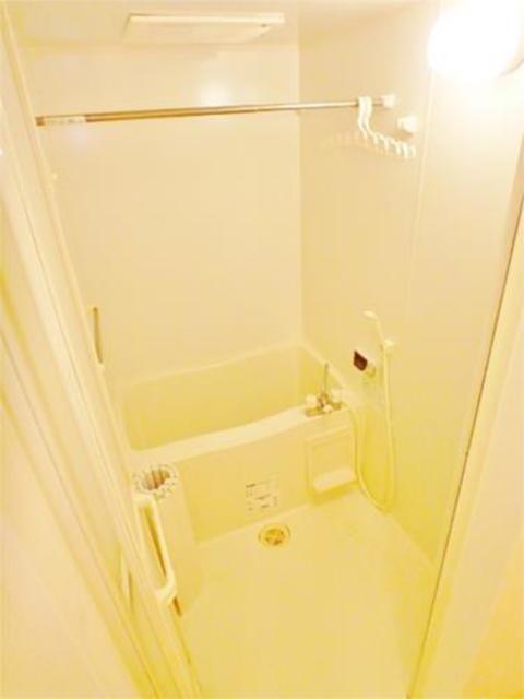 バス・シャワールーム　追い焚き機能有り