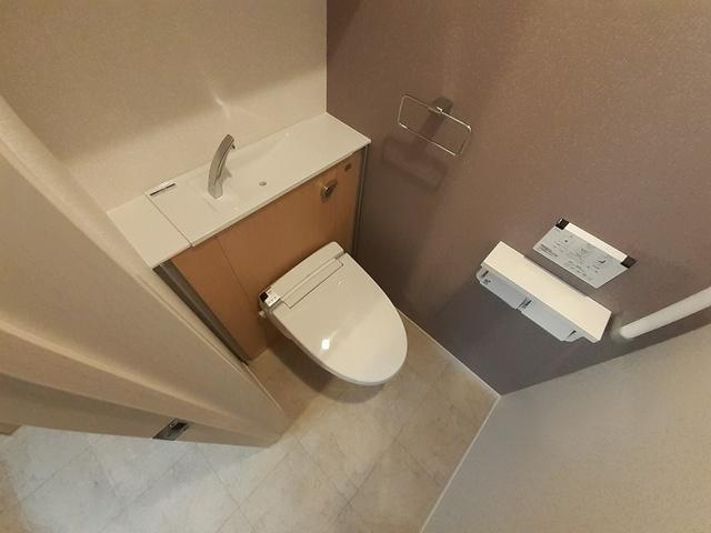 トイレ　トイレ