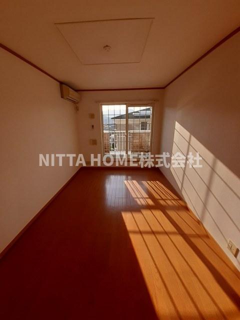 居室・リビング　リビング１０帖あります☆彡