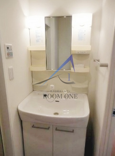 洗面設備　洗面台です。