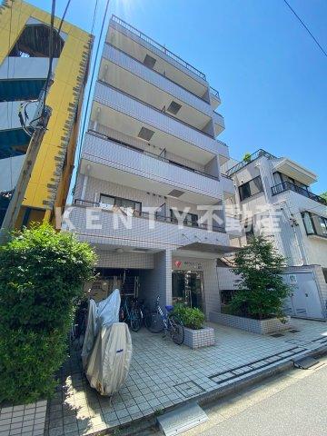 建物外観　落ち着いた雰囲気の外観です