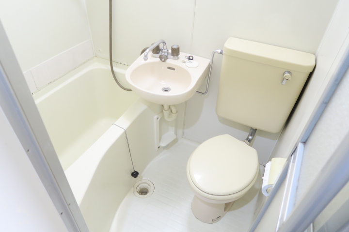 バス・シャワールーム　別号室の参考写真です。