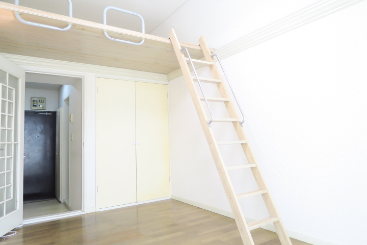 居室・リビング　別号室の参考写真です。