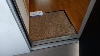 玄関　明るい玄関です