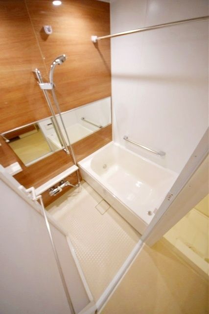 バス・シャワールーム　☆お問い合わせはお早めに☆