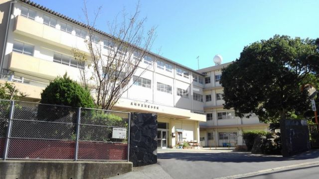 小学校　横尾小学校（小学校）まで449m