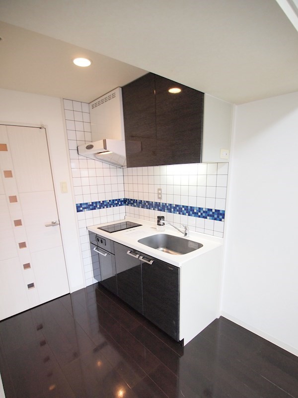 その他設備　2口コンロ付き。