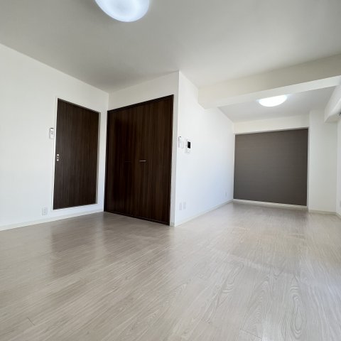 居室・リビング　同仕様タイプです