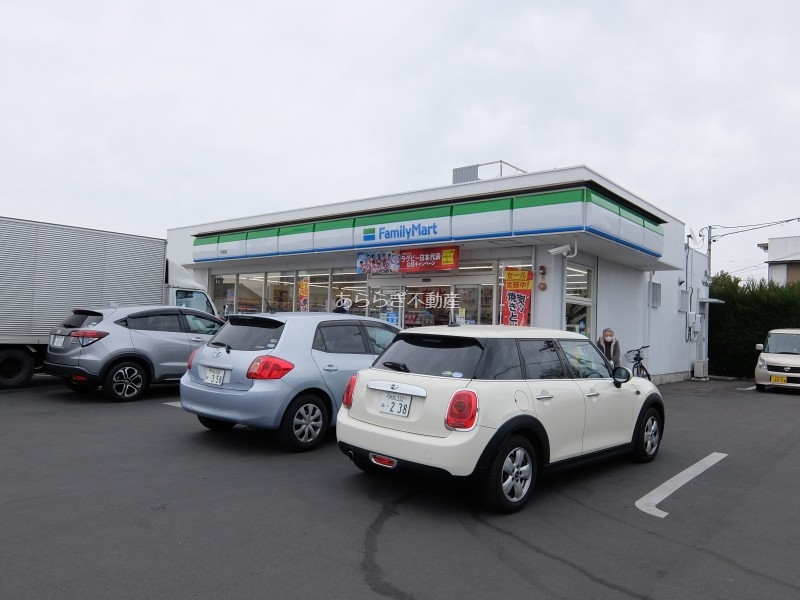 コンビニ　ファミリーマート子安店（コンビニ）まで383m