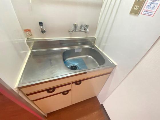 キッチン　※別部屋の写真です