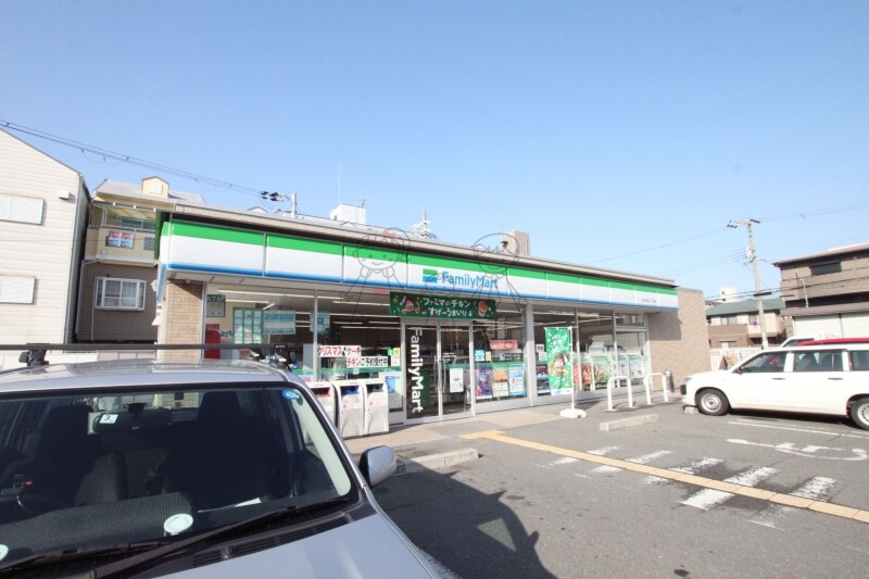 コンビニ　ファミリーマート住吉苅田二丁目店（コンビニ）まで400m