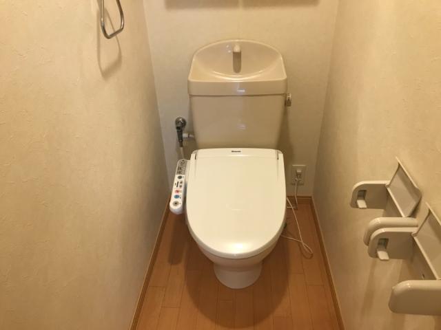 トイレ　トイレ