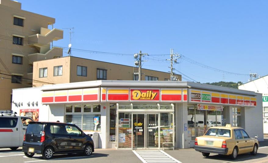コンビニ　デイリーヤマザキ 海南日方店（コンビニ）まで290m