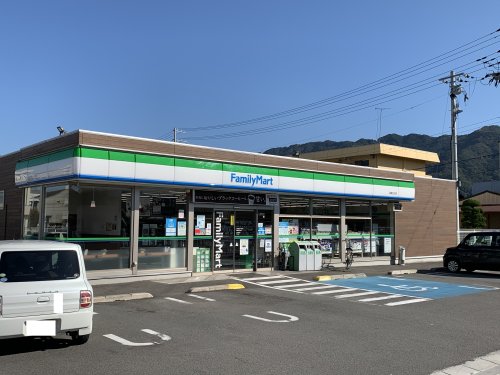コンビニ　ファミリーマート 海南日方店（コンビニ）まで407m