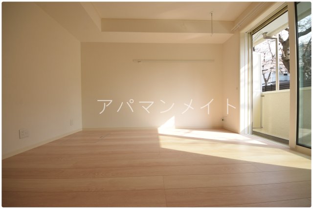 居室・リビング　おしゃれな居間です