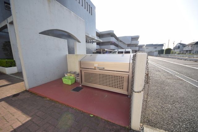 その他共有部分　★敷地内ごみ置場★
