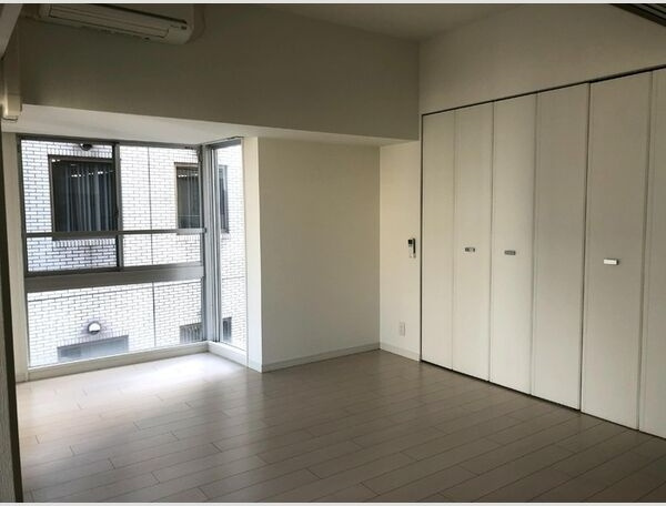 居室・リビング　※写真は同じマンションの違う部屋のものになります。