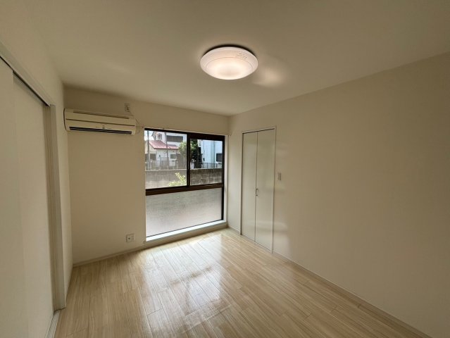 その他部屋・スペース　★洋室６帖★