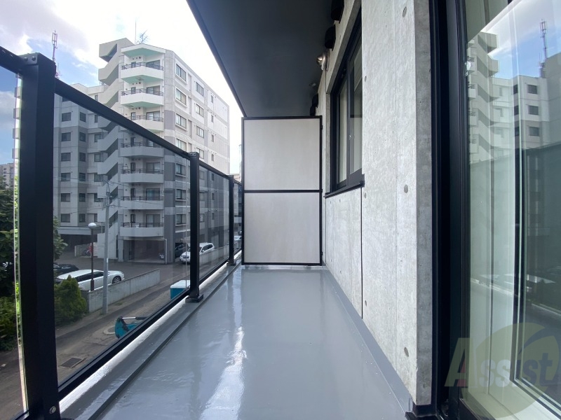 バルコニー　バルコニーが付いていますので一息ついてみてはいかがですか。