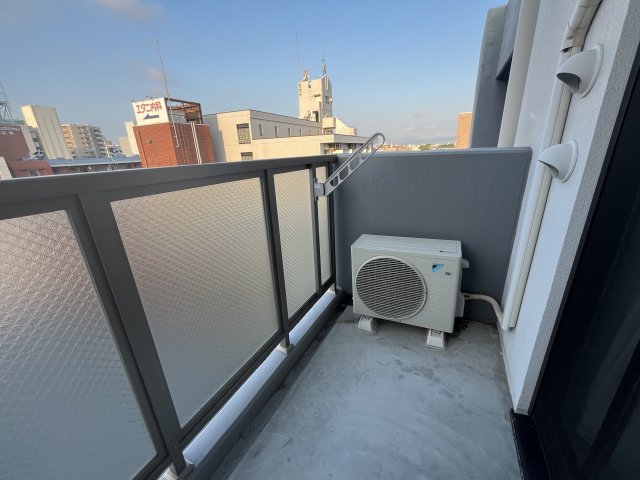 バルコニー　同物件反転のお写真となっております 間取り図を参照してくださ