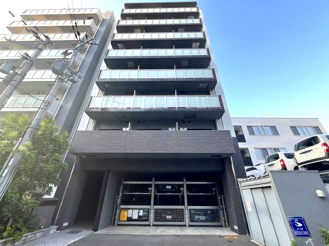 建物外観　同物件反転のお写真となっております 間取り図を参照してくださ