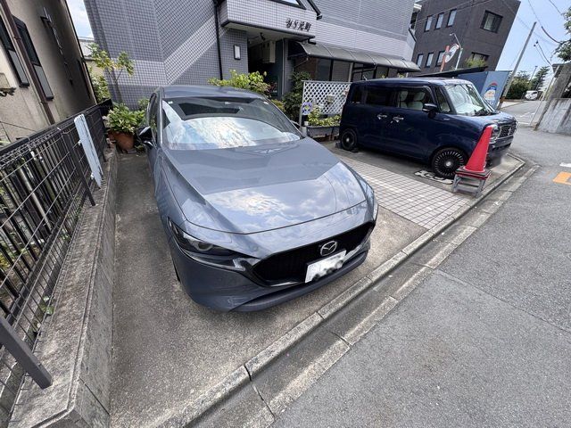 駐車場　駐車場