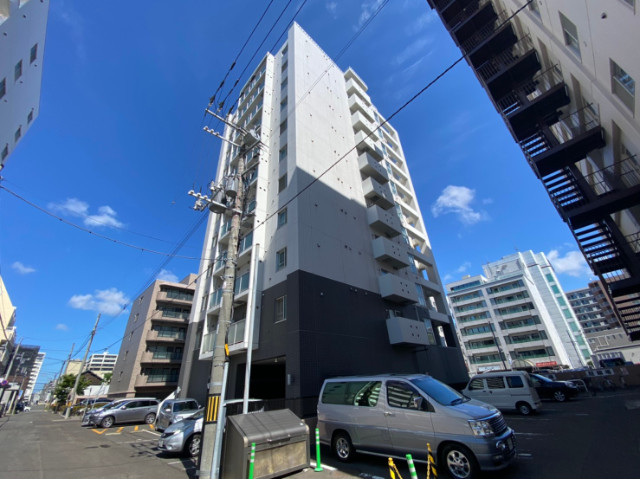 建物外観　札幌市中央区北５条西「レジディア桑園」