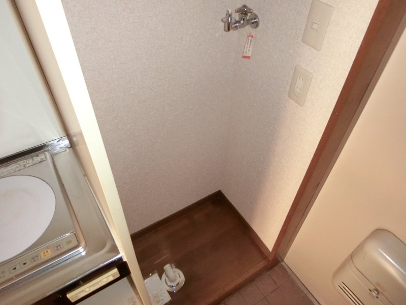 その他設備　洗濯機置場室内