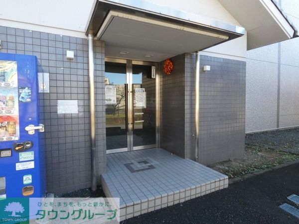 エントランス　★お部屋探しは株式会社タウンハウジング東京まで★
