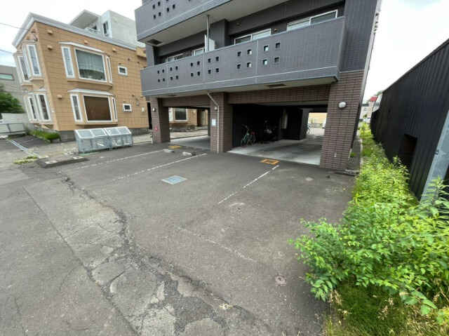 駐車場　駐車場その他