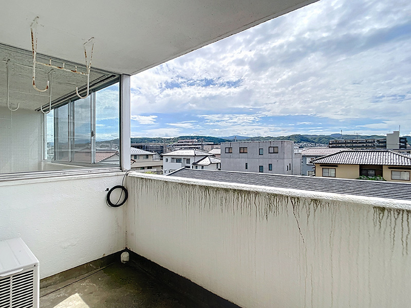 バルコニー　※内観写真は同タイプ別号室のものです。