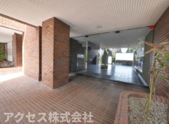 東京メトロ丸ノ内線 中野坂上駅 徒歩6分 4階建 築46年の外観写真