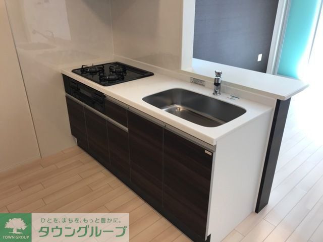 ブルーライン 湘南台駅 バス乗車時間：22分 最寄りバス停で下車 徒歩3分 2階建 築5年のキッチン写真