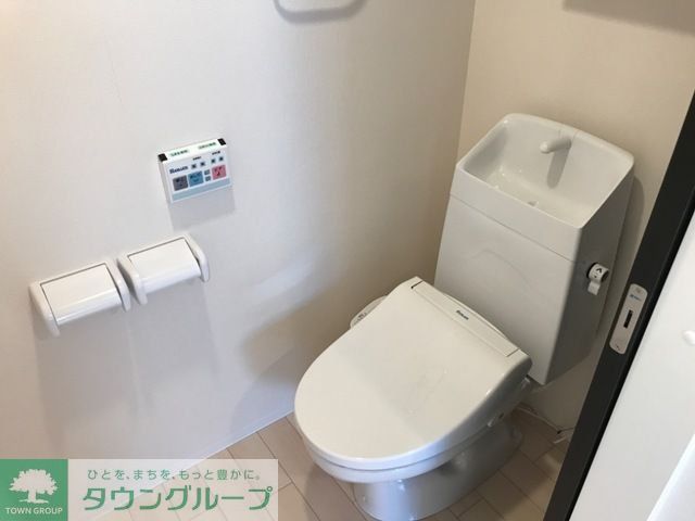ブルーライン 湘南台駅 バス乗車時間：22分 最寄りバス停で下車 徒歩3分 2階建 築5年のトイレ写真