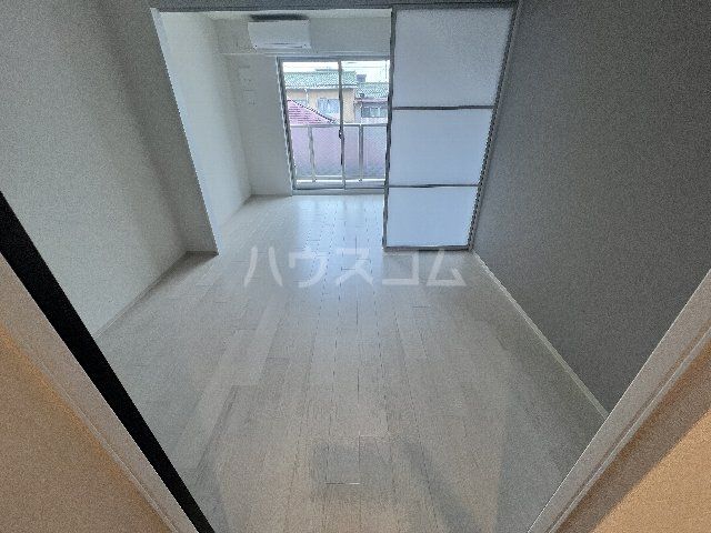 ファステート京都西KIWAMIの居間写真