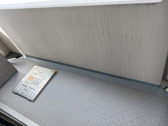 バルコニー　外からの目が気にならないバルコニーで洗濯物が干せます