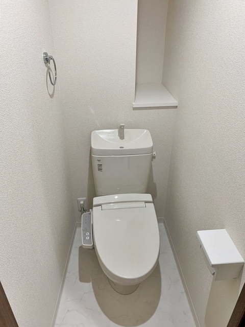 トイレ　シャワートイレ